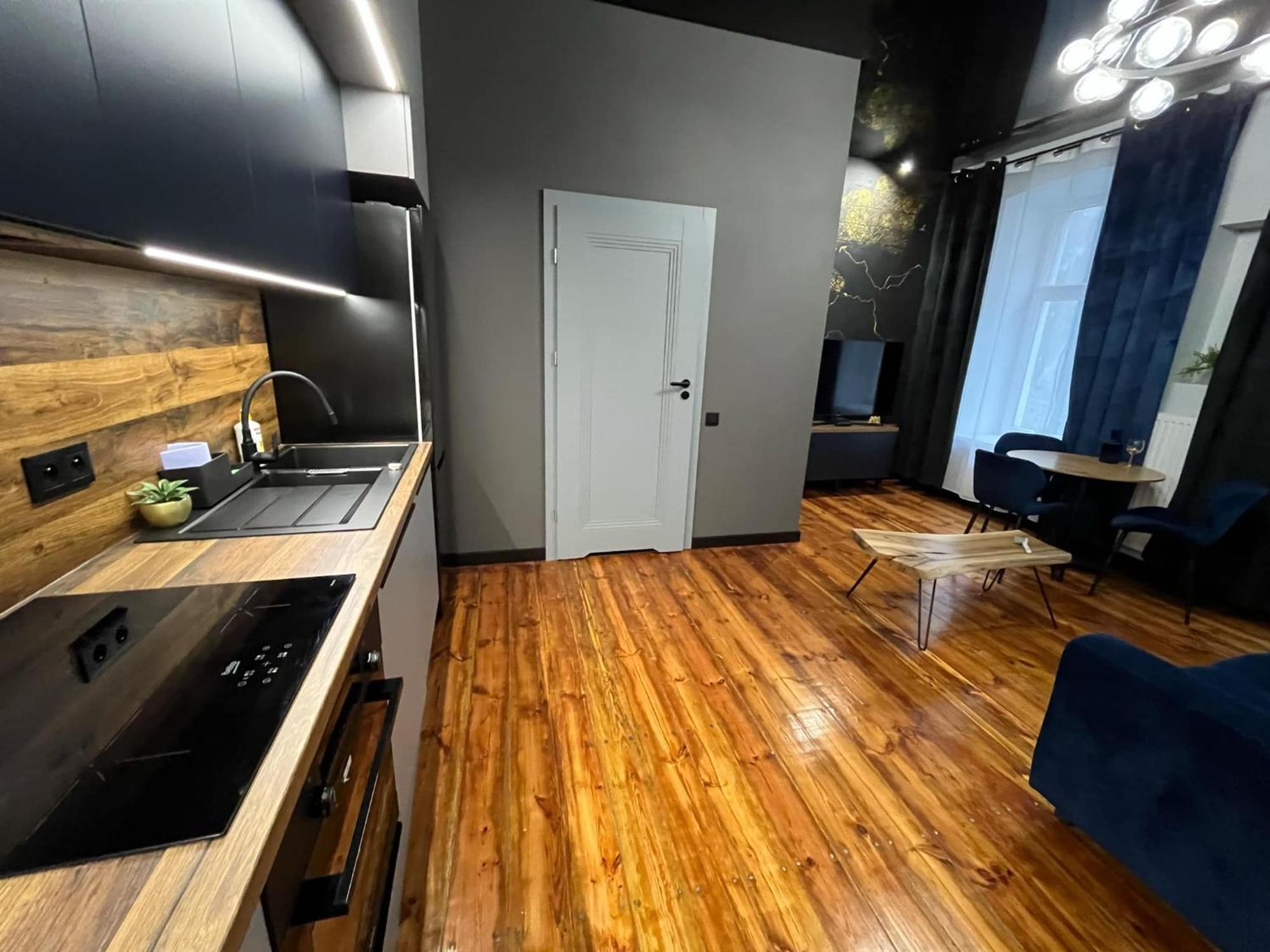 Hola Apartamenty Piotrkowska Łódź Extérieur photo